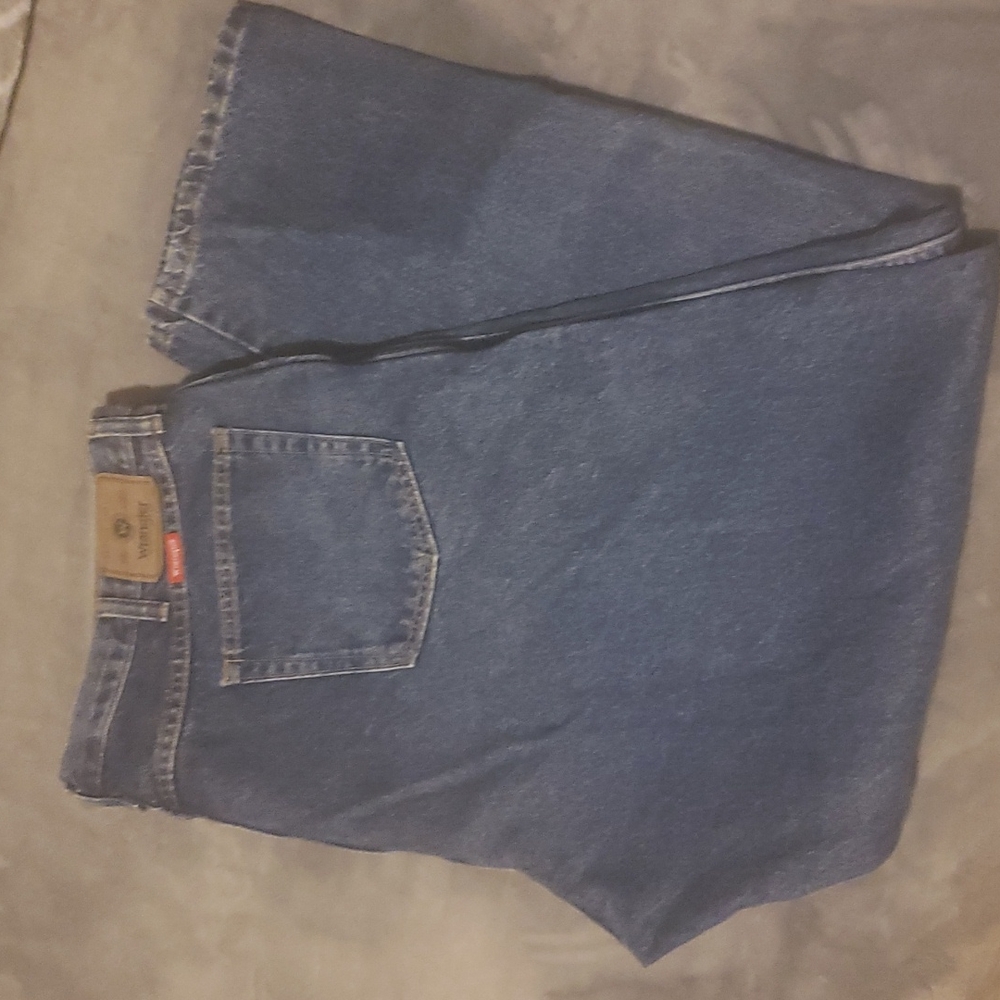 Mens Wrangler jeans 44 x 32